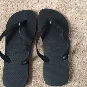 Havaianas flip flops black